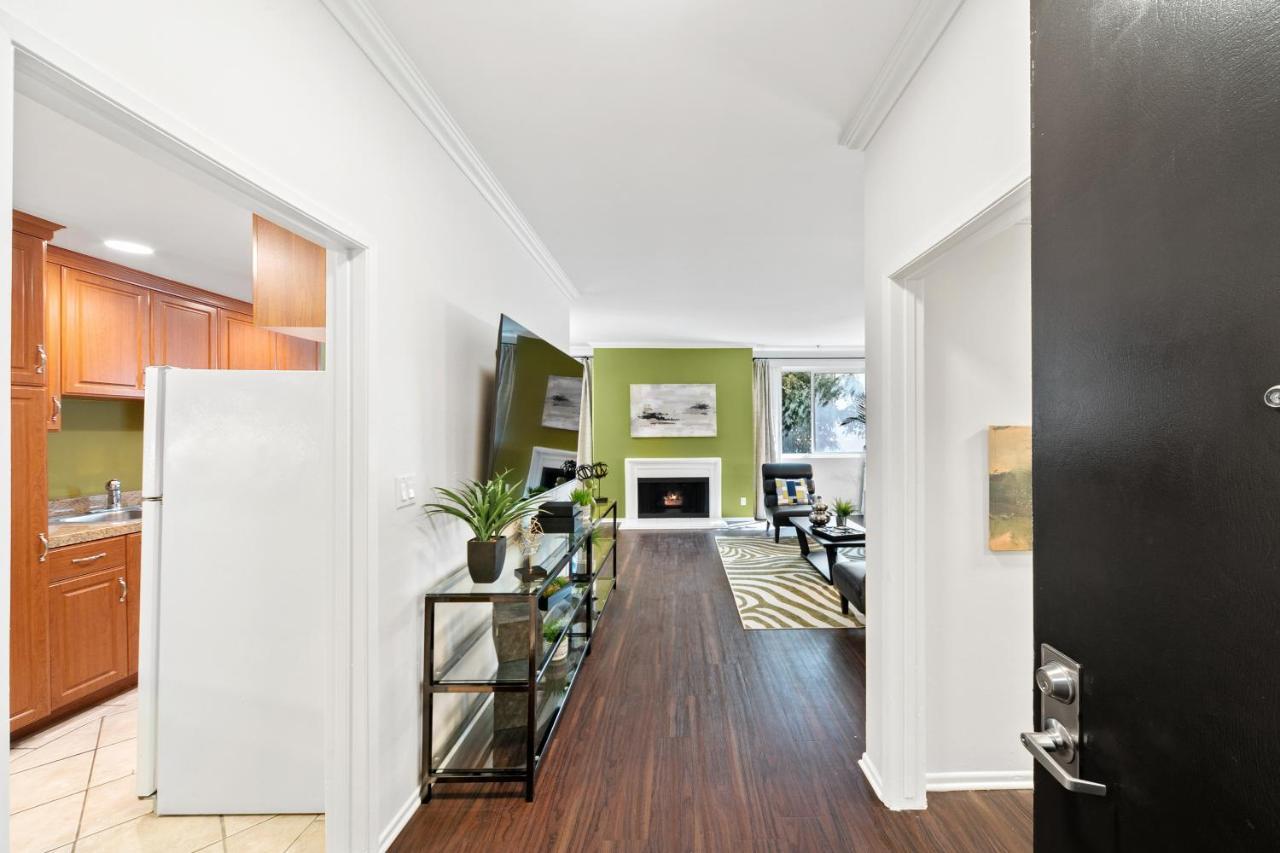 Beverly Hills Gem 1 Bedroom Apt With Parking 218 Los Angeles Luaran gambar